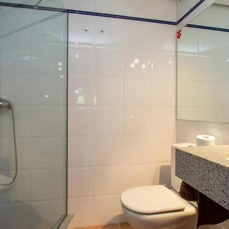 Sleeps 8 Pool * Llafranc