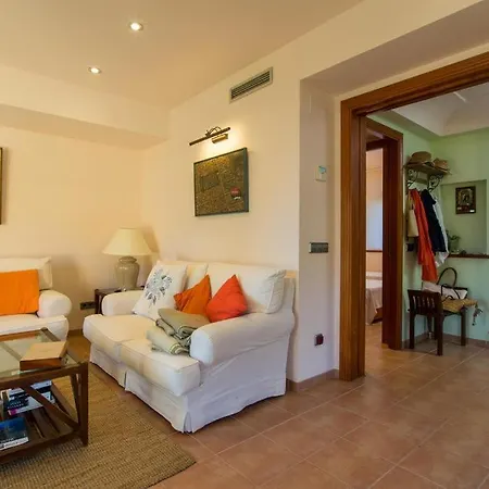 Sleeps 8 Pool